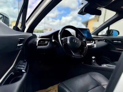 Toyota C-HR 2019 - 23950 EUR, 80000 km - 80000km - foto 13 de 31