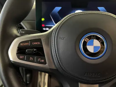 BMW i4 2022 - 39750 EUR, 97000 km - 97000km - foto 21 de 57