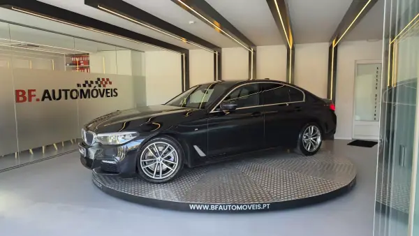 BMW 520 2017 - 19900 EUR, 313208 km - AUTO.MOTO.pt - 313208km - foto 2 de 51