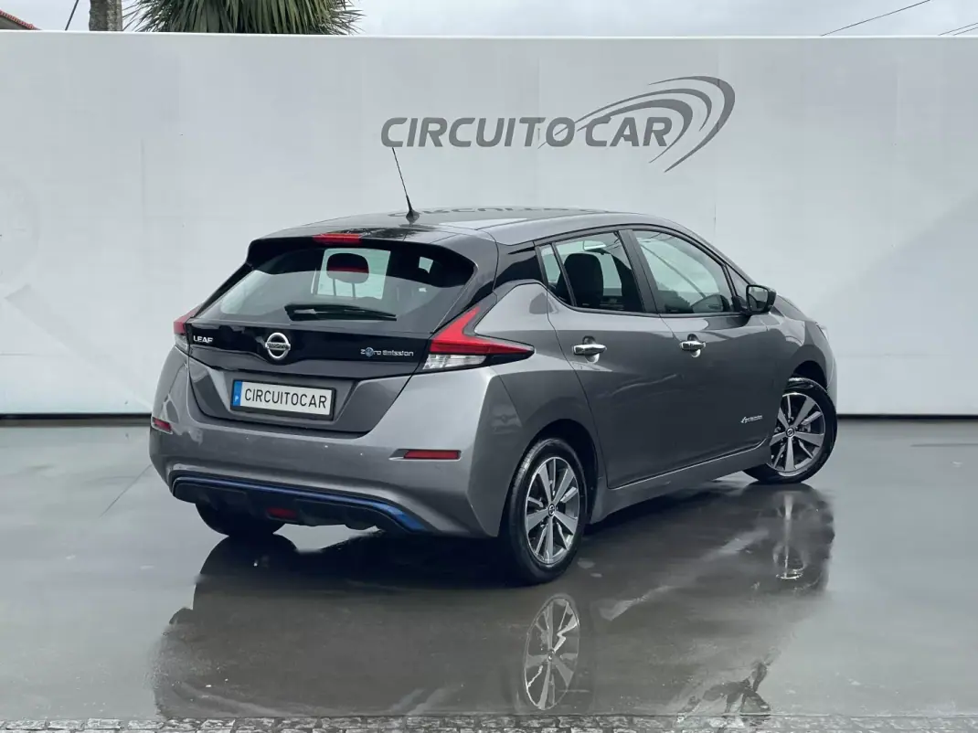 Nissan Leaf 2019 - 13250 EUR, 96481 km - AUTO.MOTO.pt - 96481km - foto 3 de 3