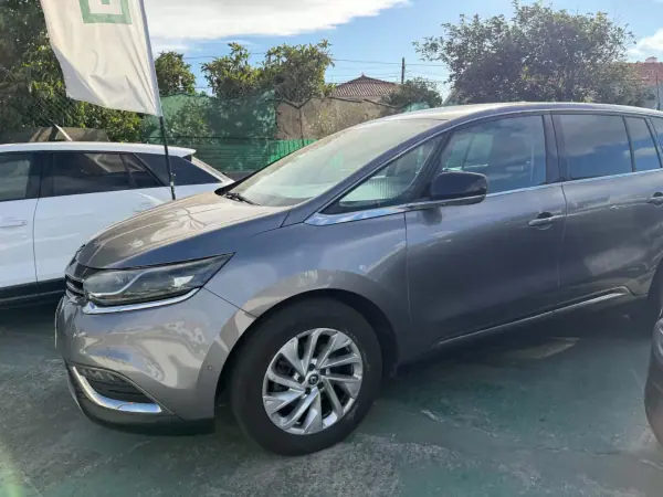 Renault Espace 2016 - 13890 EUR, 200000 km - 200000km - foto 6 de 6