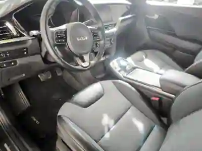 Kia e-Niro 2021 - 21500 EUR, 157000 km - 157000km - foto 3 de 15