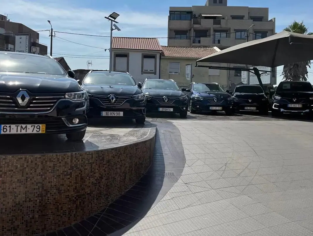 Renault Mégane Sport Tourer 2020 - 16790 EUR, 137000 km - AUTO.MOTO.pt - 137000km - foto 37 de 37