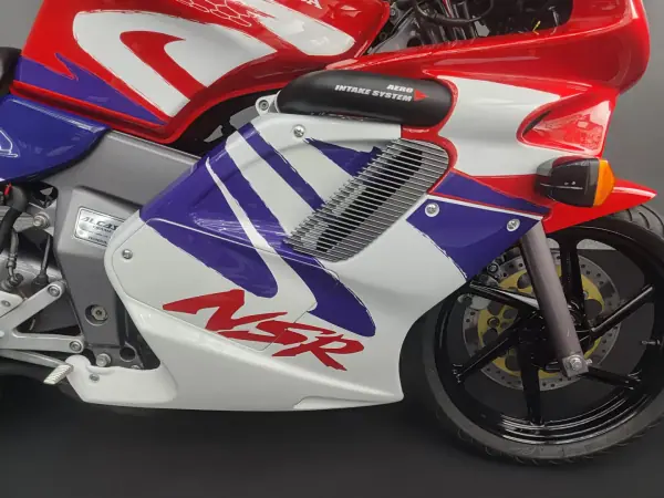 Honda NSR 50R 1998 - 7400 EUR, 26000 km - AUTO.MOTO.pt - 26000km - foto 6 de 26