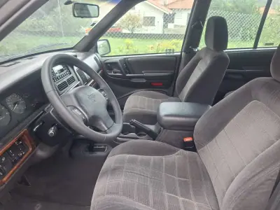 Jeep Grand Cherokee 1998 - 5500 EUR, 420922 km - foto 4 de 15