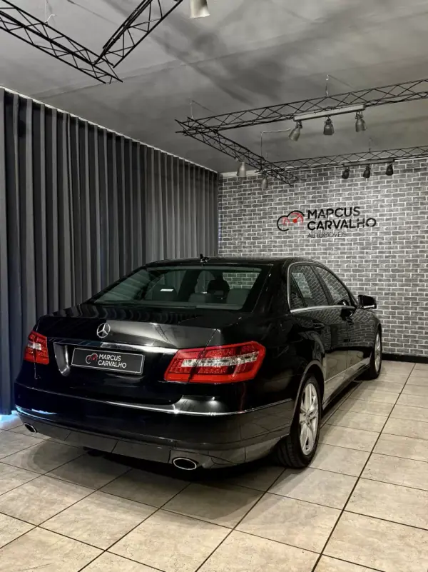 Mercedes-Benz E 350 2010 - 12990 EUR, 280000 km - AUTO.MOTO.pt - 280000km - foto 5 de 12