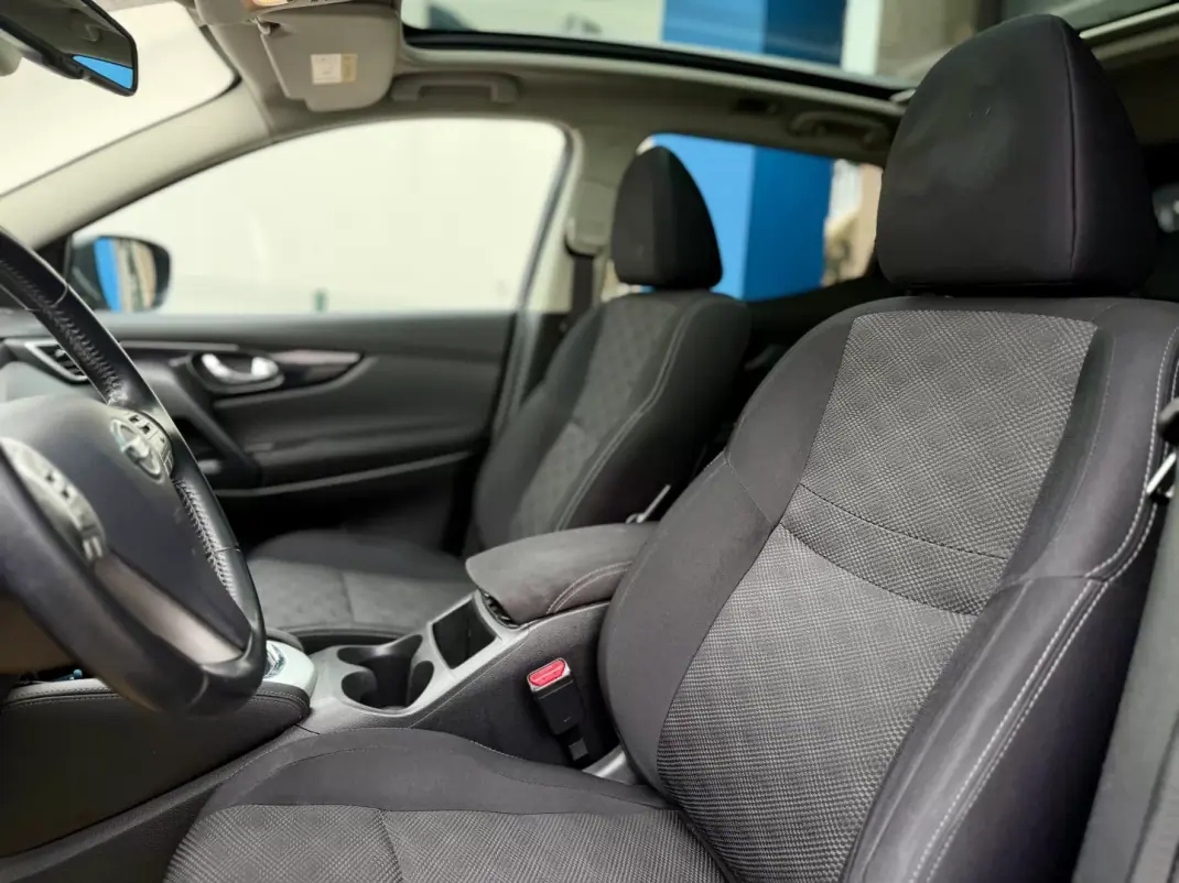 Nissan Qashqai 2016 - 15950 EUR, 76000 km - AUTO.MOTO.pt - 76000km - foto 13 de 26