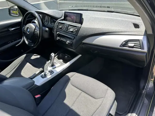 BMW 116 2012 - 10900 EUR, 245000 km - AUTO.MOTO.pt - 245000km - foto 46 de 51