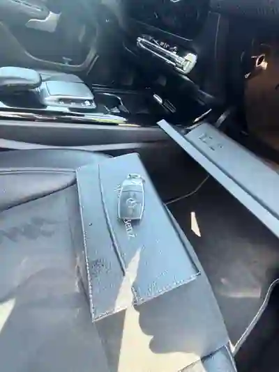 Mercedes-Benz A 220 2021 - 33950 EUR, 140000 km - AUTO.MOTO.pt - 140000km - foto 9 de 13