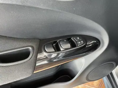 Nissan Juke 2016 - 16900 EUR, 122662 km - AUTO.MOTO.pt - 122662km - foto 6 de 30