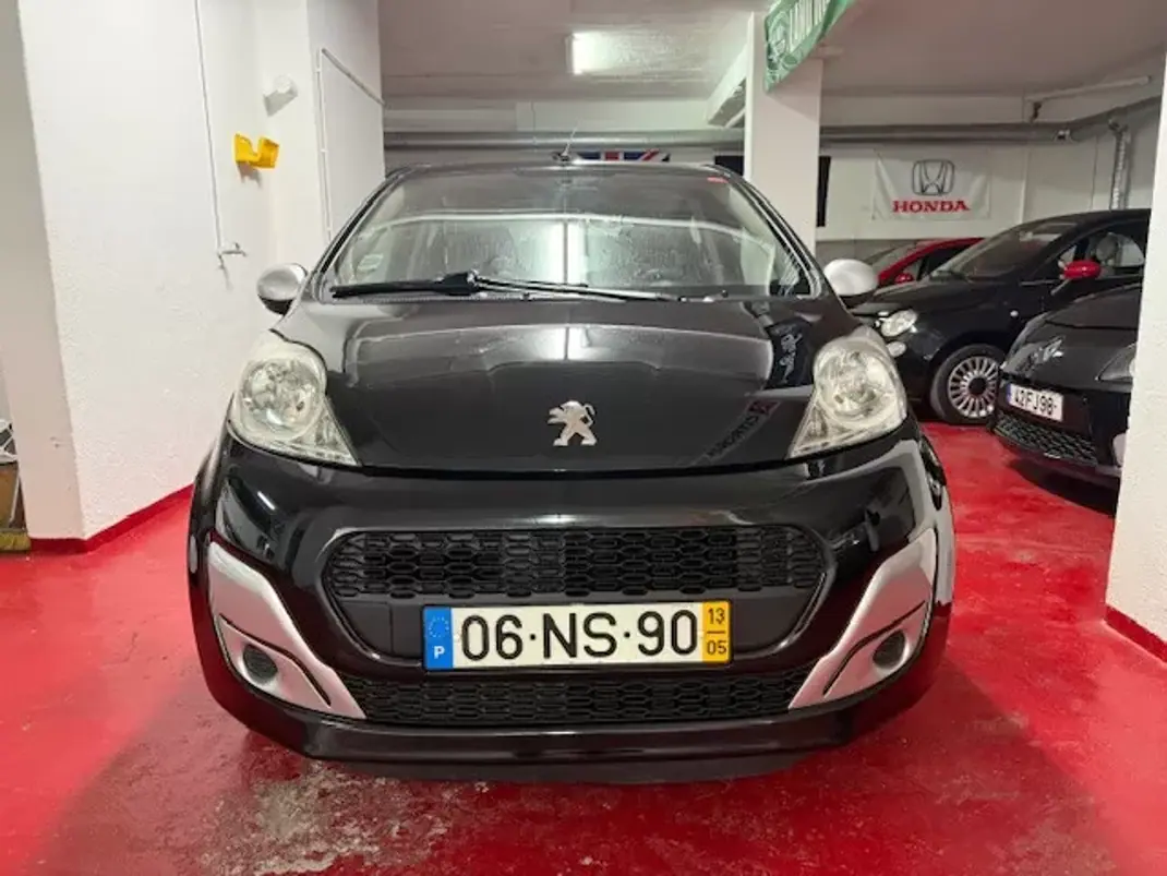 Peugeot 107 2013 - 6250 EUR, 116000 km - AUTO.MOTO.pt - 116000km - foto 2 de 26