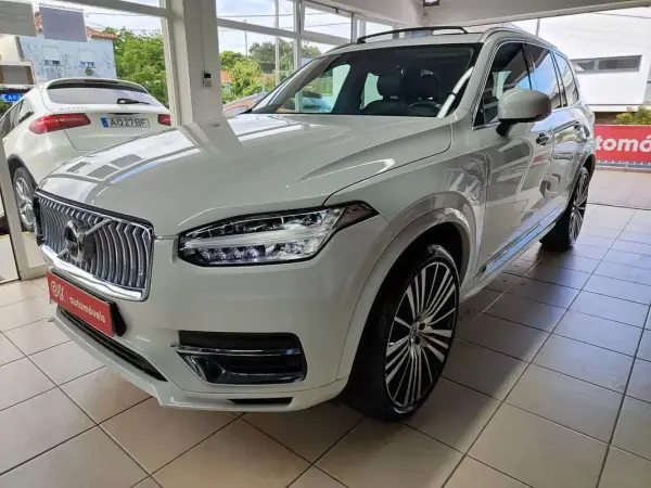 Volvo XC 90 2021 - 49950 EUR, 70500 km - AUTO.MOTO.pt - 70500km - foto 5 de 41