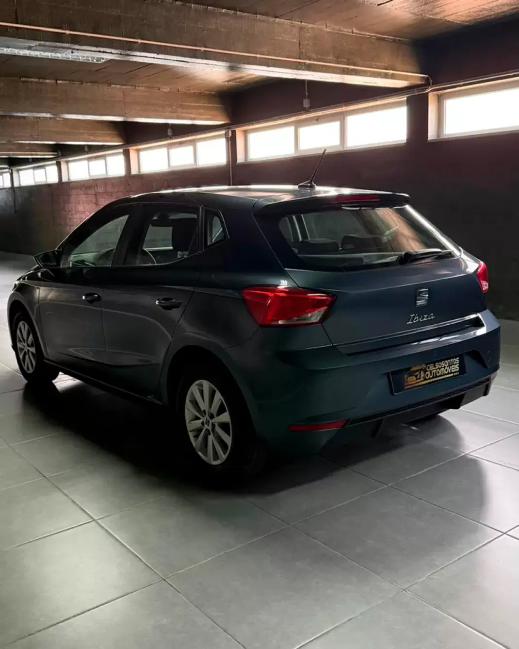 SEAT Ibiza 2024 - 15400 EUR, 31300 km - AUTO.MOTO.pt - 31300km - foto 7 de 12
