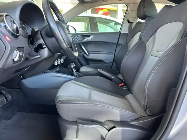 Audi A1 Sportback 2017 - 16900 EUR, 158196 km - AUTO.MOTO.pt - 158196km - foto 14 de 31