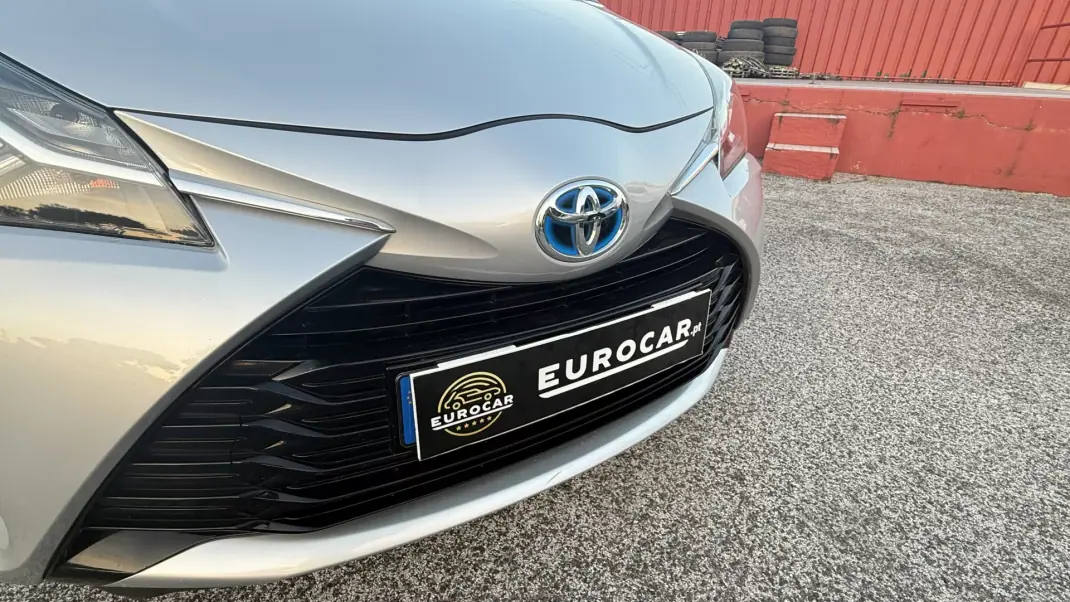Toyota Yaris 2019 - 13880 EUR, 116435 km - AUTO.MOTO.pt - 116435km - foto 13 de 33