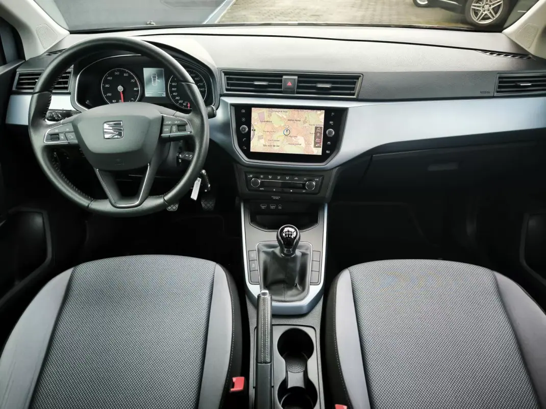 SEAT Arona 2019 - 13950 EUR, 46000 km - AUTO.MOTO.pt - 46000km - foto 5 de 48