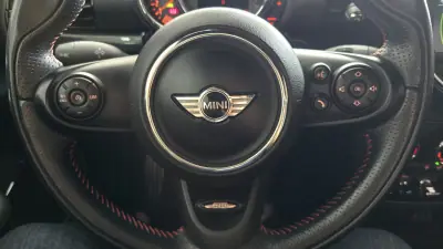 MINI Clubman 2017 - 13890 EUR, 159999 km - AUTO.MOTO.pt - 159999km - foto 22 de 51