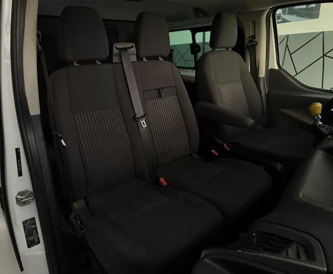 Ford TRANSIT CUSTOM 2.0 L2 H2 2.0 130 CV 2013 - 13999 EUR, 197118 km - AUTO.MOTO.pt - 197118km - foto 8 de 16