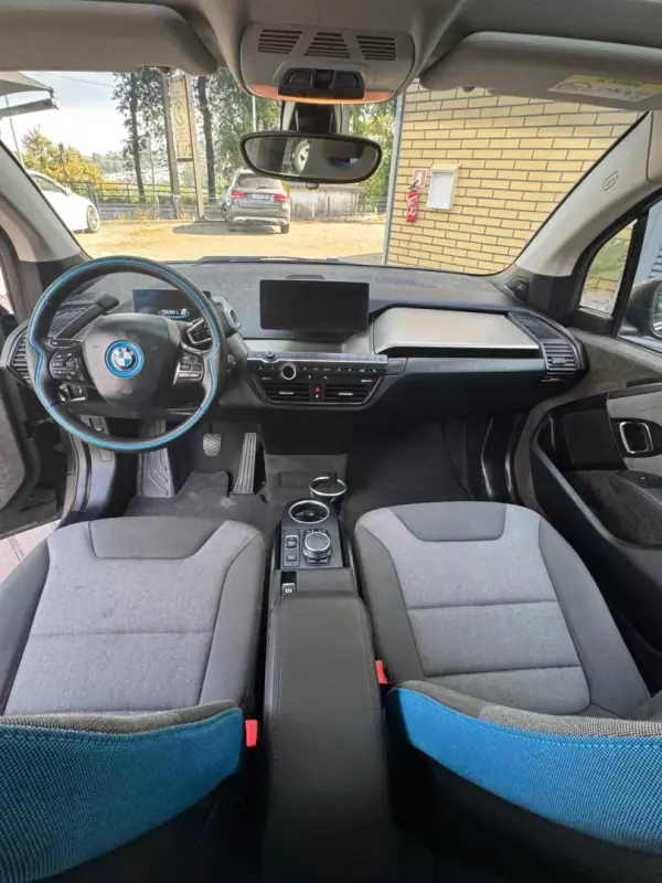 BMW i3 2020 - 21900 EUR, 128400 km - AUTO.MOTO.pt - 128400km - foto 13 de 13