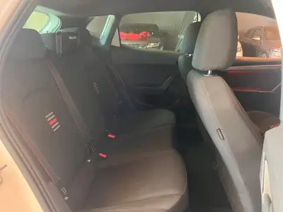 SEAT Ibiza 2019 - 13900 EUR, 117053 km - AUTO.MOTO.pt - 117053km - foto 18 de 21