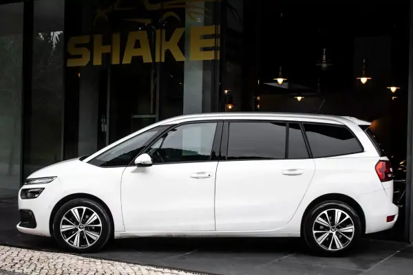 Citroën Grand C4 Spacetourer 2019 - 10750 EUR, 230819 km - AUTO.MOTO.pt - 230819km - foto 2 de 38