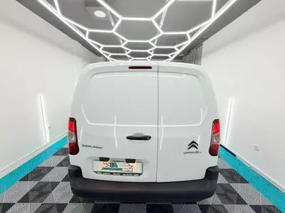 Citroën 2019 - 11000 EUR, 128000 km - AUTO.MOTO.pt - 128000km - foto 7 de 17