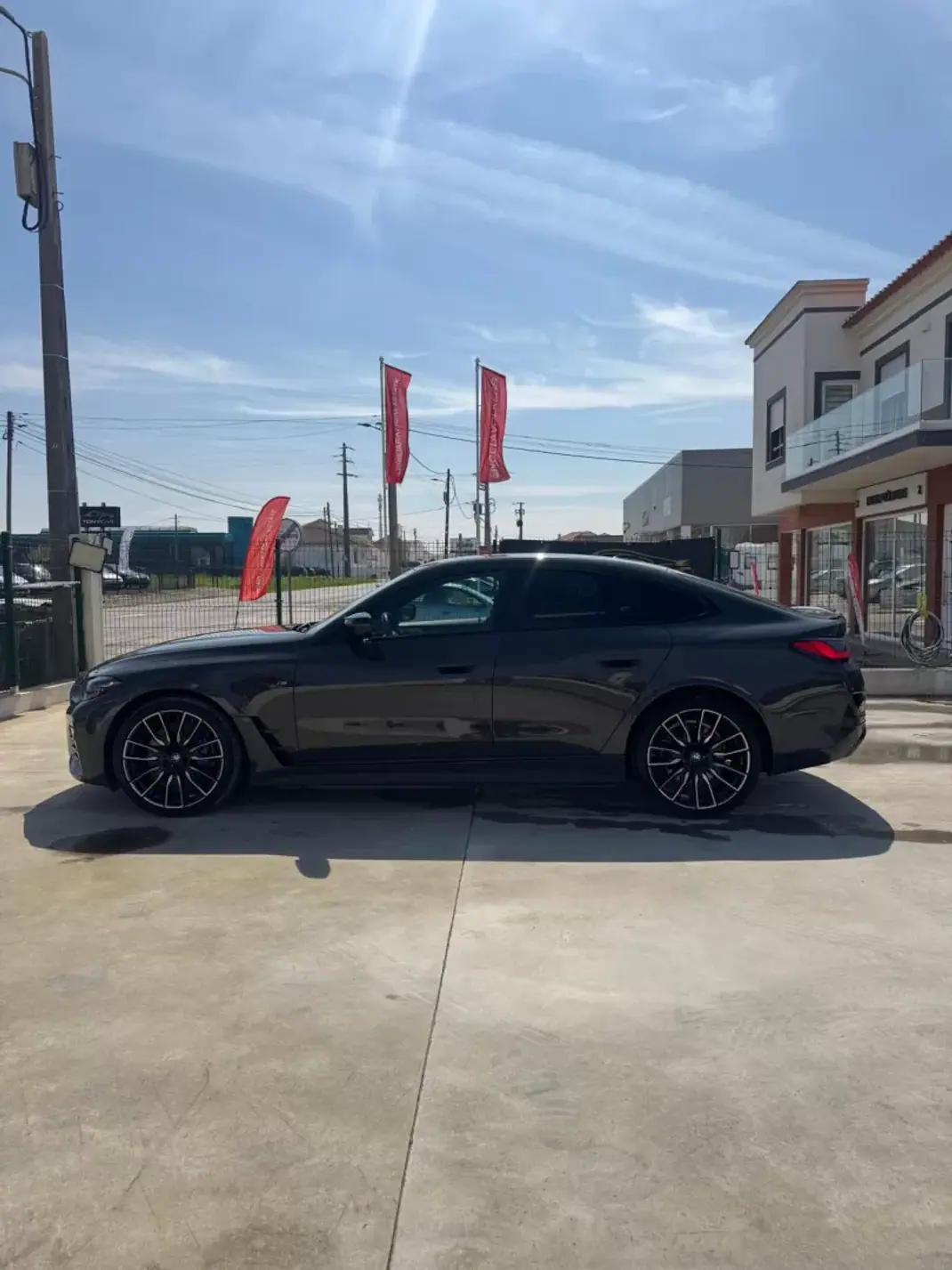 BMW i4 2022 - 53505 EUR, 54000 km - AUTO.MOTO.pt - 54000km - foto 13 de 25
