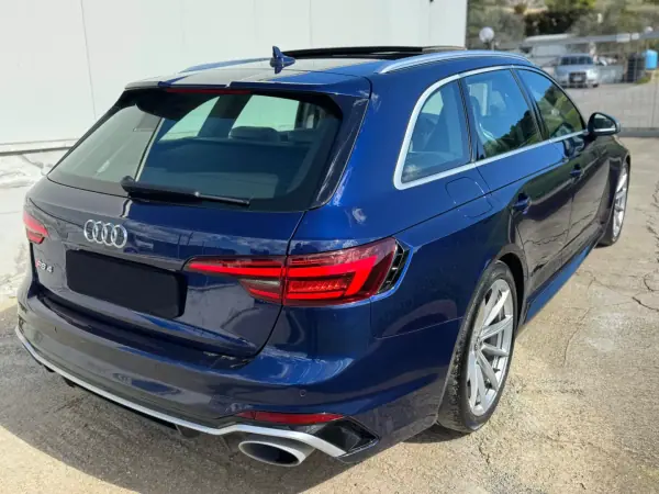 Audi RS4 Avant 2019 - 59990 EUR, 84000 km - AUTO.MOTO.pt - 84000km - foto 3 de 22