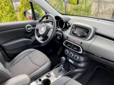 Fiat 500X 2017 - 15990 EUR, 75000 km - AUTO.MOTO.pt - 75000km - foto 5 de 16