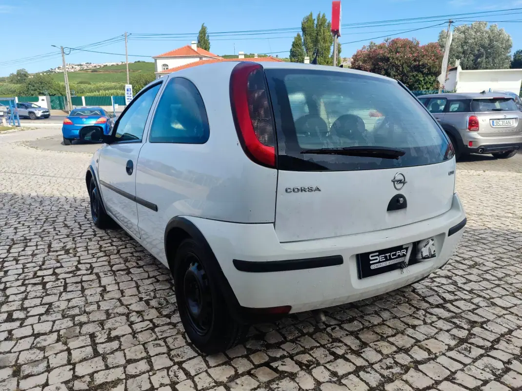 Opel Corsa 2006 - 2900 EUR, 277000 km - 277000km - foto 9 de 17