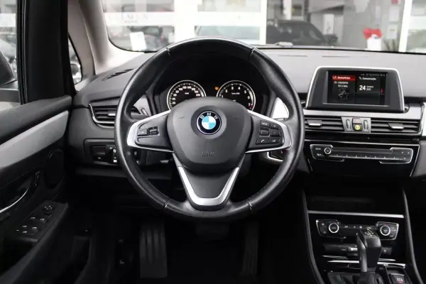 BMW 225xe Active Tourer 2020 - 19400 EUR, 126300 km - AUTO.MOTO.pt - 126300km - foto 7 de 19