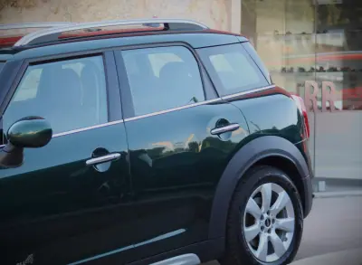 MINI Countryman 2018 - 15750 EUR, 224000 km - AUTO.MOTO.pt - 224000km - foto 31 de 33