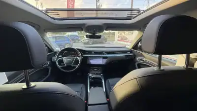 Audi e-tron 2019 - 27990 EUR, 99000 km - AUTO.MOTO.pt - 99000km - foto 16 de 33