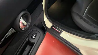 MINI Clubman 2017 - 13890 EUR, 159999 km - AUTO.MOTO.pt - 159999km - foto 43 de 51