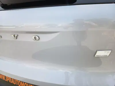 Volvo XC 40 2020 - 23990 EUR, 116700 km - AUTO.MOTO.pt - 116700km - foto 6 de 26