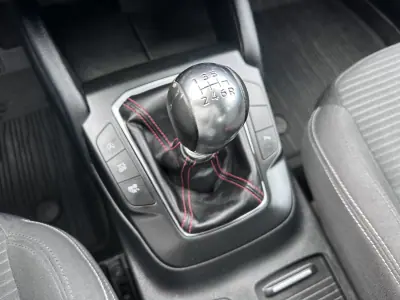 Ford Focus 2018 - 10900 EUR, 100000 km - AUTO.MOTO.pt - 100000km - foto 37 de 56