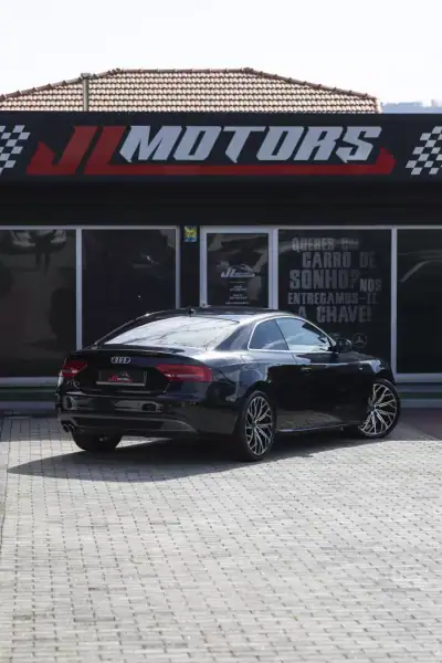 Audi A5 2012 - 18900 EUR, 209124 km - AUTO.MOTO.pt - 209124km - foto 28 de 30