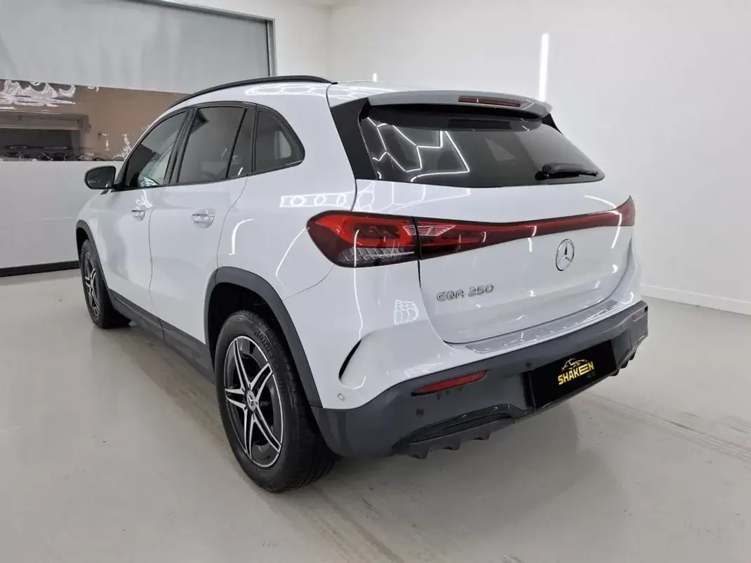 Mercedes-Benz EQA 2021 - 29990 EUR, 89396 km - AUTO.MOTO.pt - 89396km - foto 5 de 12