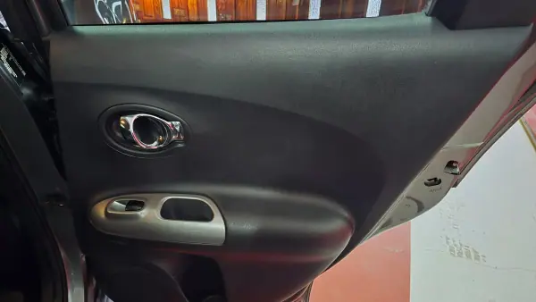 Nissan Juke 2017 - 14250 EUR, 125835 km - AUTO.MOTO.pt - 125835km - foto 39 de 44