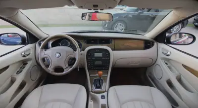 Jaguar X-Type 2003 - 9990 EUR, 128000 km - AUTO.MOTO.pt - 128000km - foto 26 de 31
