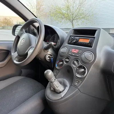 Fiat Panda 2010 — foto 5 de 13
