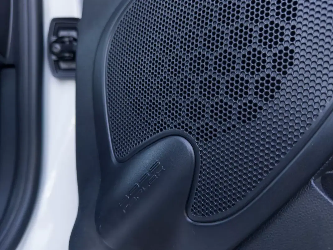 Renault Clio VAN 1.5 Blue DCi AIR NAV 2017 - 8990 EUR, 231000 km - AUTO.MOTO.pt - 231000km - foto 24 de 26