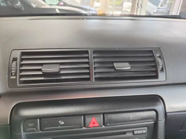 Audi A4 Avant 2004 - 6250 EUR, 348000 km - AUTO.MOTO.pt - 348000km - foto 28 de 34
