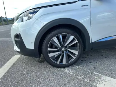Peugeot 3008 2020 - 23900 EUR, 132834 km - AUTO.MOTO.pt - 132834km - foto 2 de 34