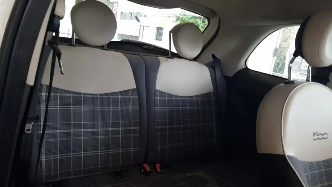 Fiat 500 2018 - 8500 EUR, 124535 km - AUTO.MOTO.pt - 124535km - foto 13 de 23