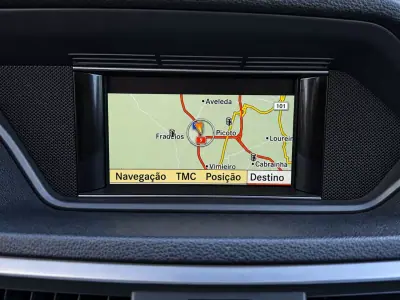 Mercedes-Benz E 220 2011 - 13900 EUR, 179800 km - 179800km - foto 23 de 28