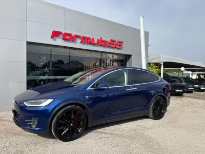 Tesla Model X 2017 - 38900 EUR, 49854 km - AUTO.MOTO.pt - 49854km - foto 8 de 14