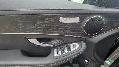 Mercedes-Benz C 220 2021 - 29500 EUR, 173000 km - 173000km - foto 5 de 11