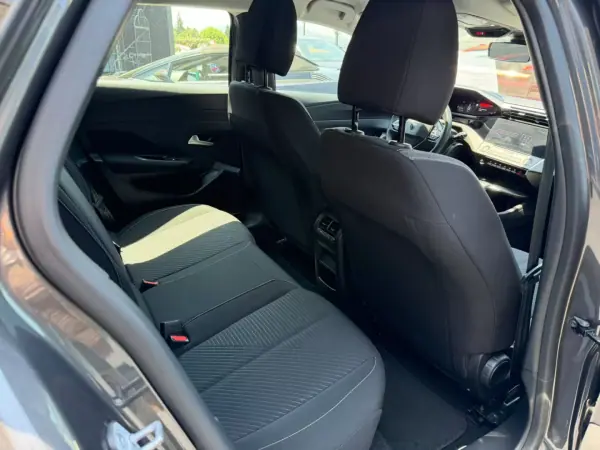 Peugeot 308 SW 2022 - 14900 EUR, 130000 km - AUTO.MOTO.pt - 130000km - foto 10 de 10