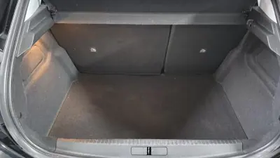 Opel Corsa-e 2022 - 17990 EUR, 42000 km - AUTO.MOTO.pt - 42000km - foto 42 de 45